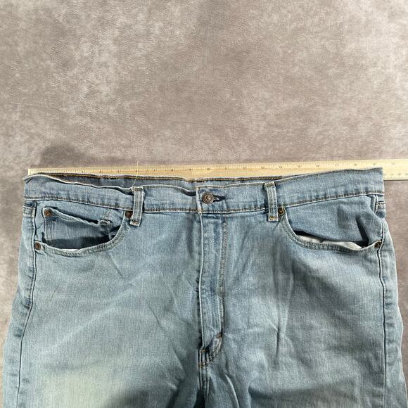 Levi’s 505 Light Wash Denim Jeans - Picture 6 of 9